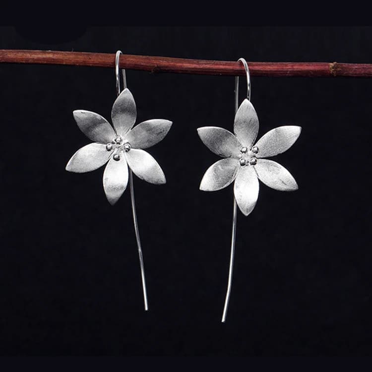 Stylish Lotus Flower Earrings for Women and Girls – Genuine 925 Sterling Silver – Fashionable Sterling Silver Jewelry – Pendientes