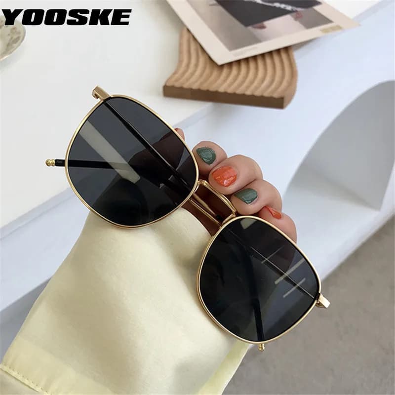 YOOSKE Fashion 90s Sunglasses Vintage Brand Designer Square Metal Sun Glasses for Women and Men - Retro Black Glasses Shades with UV400 Protection