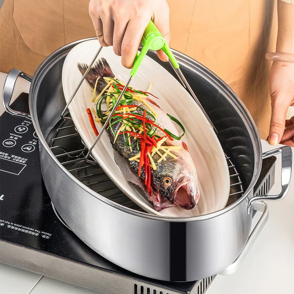 Stainless Steel Fish Steamer - Versatile Oval Roasting Cookware & Hotpot with Rack, Ceramic Pan, and Chuck - Perfect Pasta Pot/Stockpot